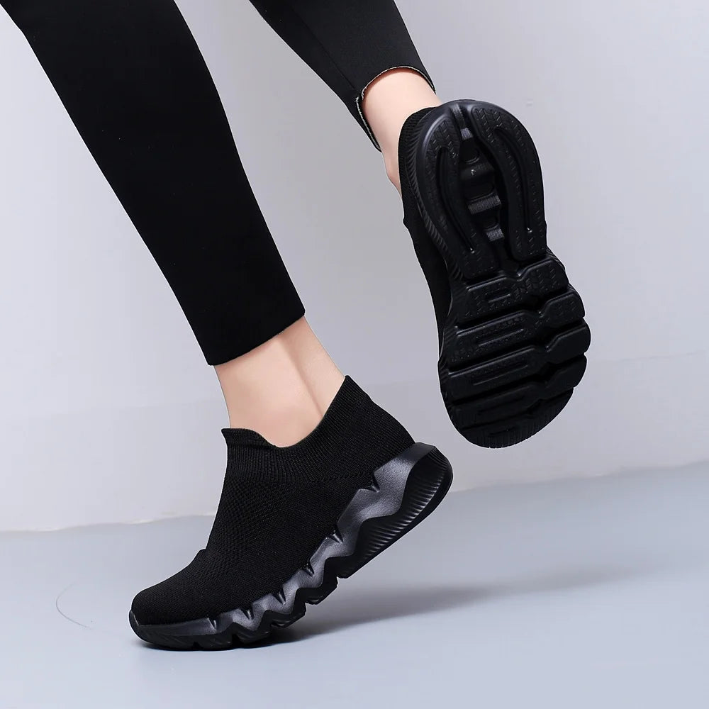 LASUDRAA Women Walking Shoes Casual Slip on Tennis Sneakers Comfort Athletic Gym Shoes for Ladies